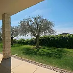 別荘 Ferienvilla 'madaba' Mit Blick Aufs Wasser By Interhome