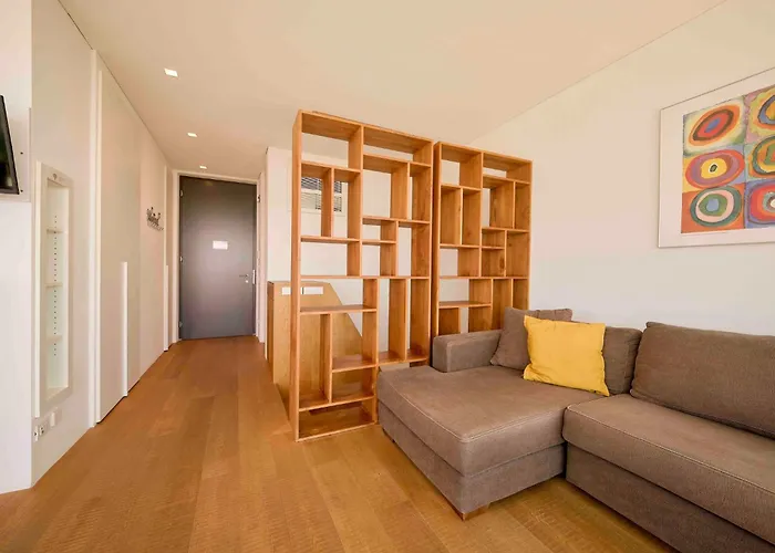 Ferienvilla 'madaba' Mit Blick Aufs Wasser By Interhome