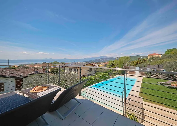 Ferienvilla 'madaba' Mit Blick Aufs Wasser By Interhome Bardolino