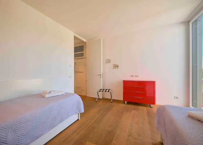 Ferienvilla 'madaba' Mit Blick Aufs Wasser By Interhome Dom wakacyjny Bardolino