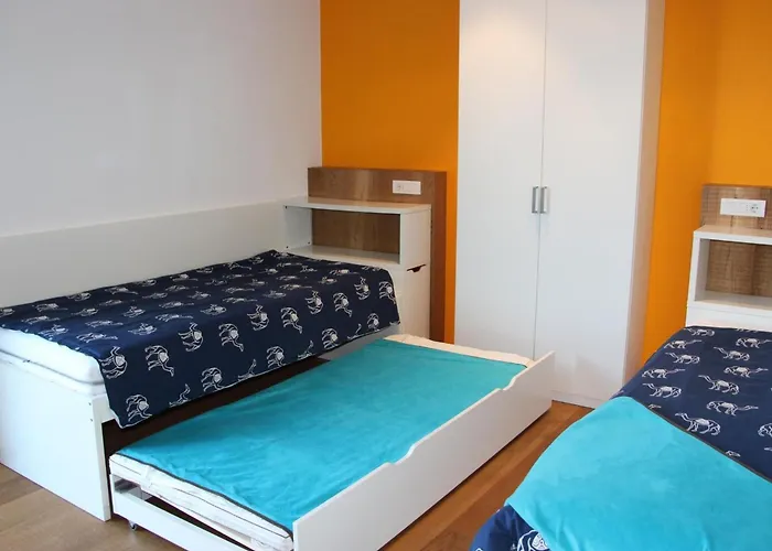 Dom wakacyjny Ferienvilla 'madaba' Mit Blick Aufs Wasser By Interhome Bardolino