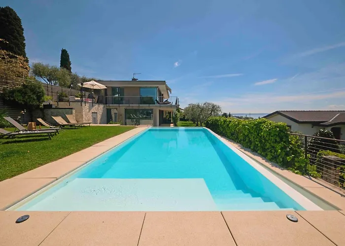 Dom wakacyjny Ferienvilla 'madaba' Mit Blick Aufs Wasser By Interhome *