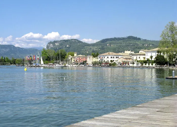 Ferienvilla 'madaba' Mit Blick Aufs Wasser By Interhome