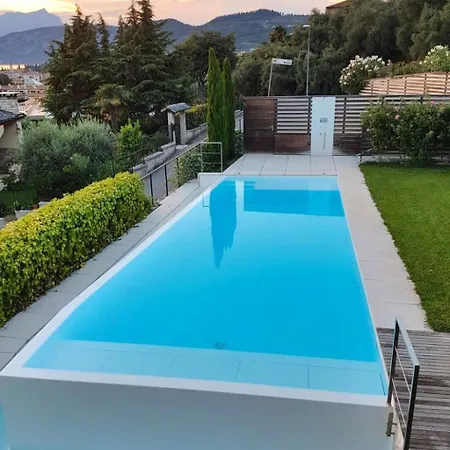 Ferienvilla 'madaba' Mit Blick Aufs Wasser By Interhome Dom wakacyjny Bardolino