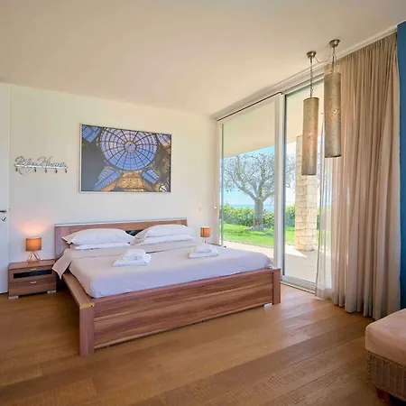 Dom wakacyjny Ferienvilla 'madaba' Mit Blick Aufs Wasser By Interhome *